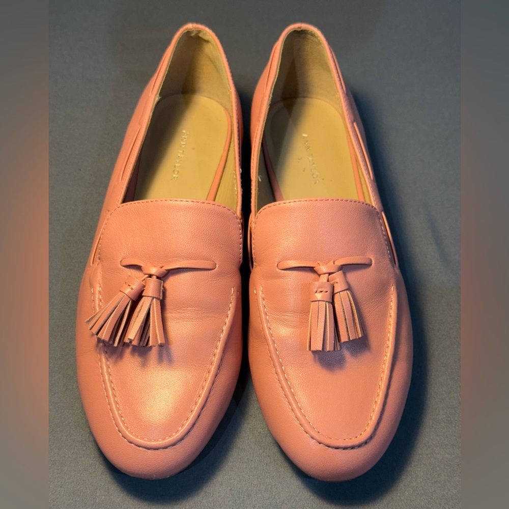 Ann Taylor Pink Leather Tasseled Flat Loafers 7 M